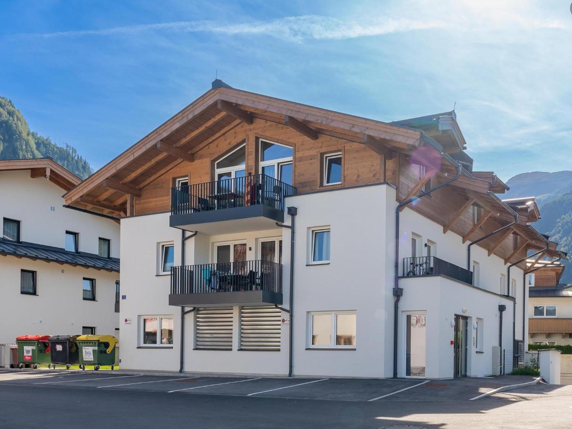 Falken Suites Top 7 Kaprun Exterior photo