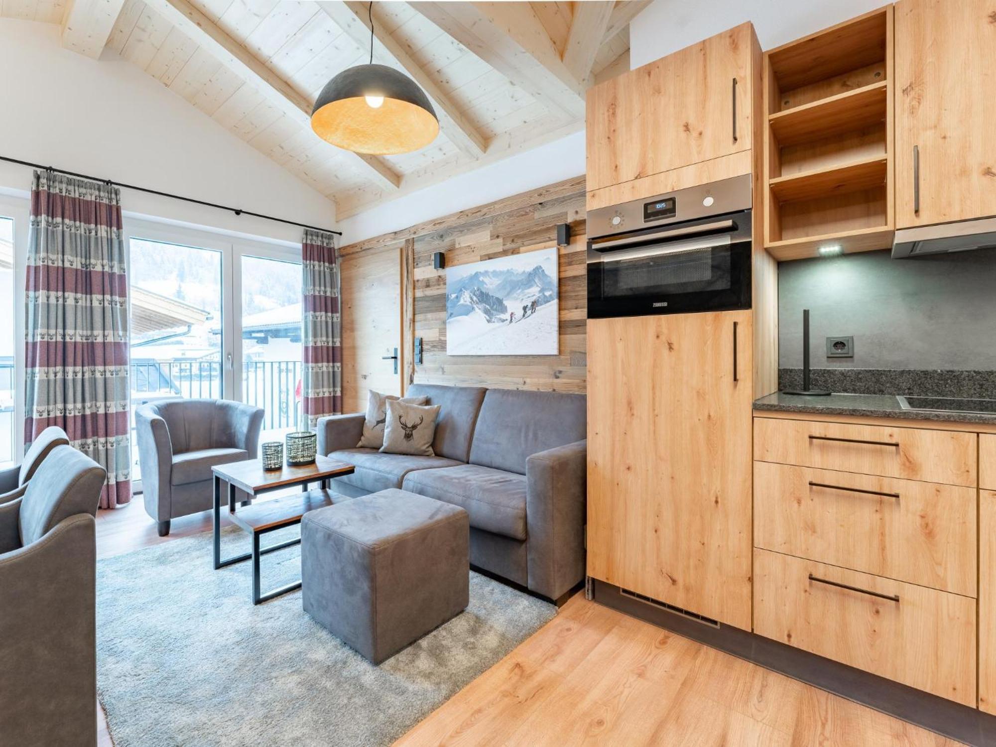 Falken Suites Top 7 Kaprun Exterior photo