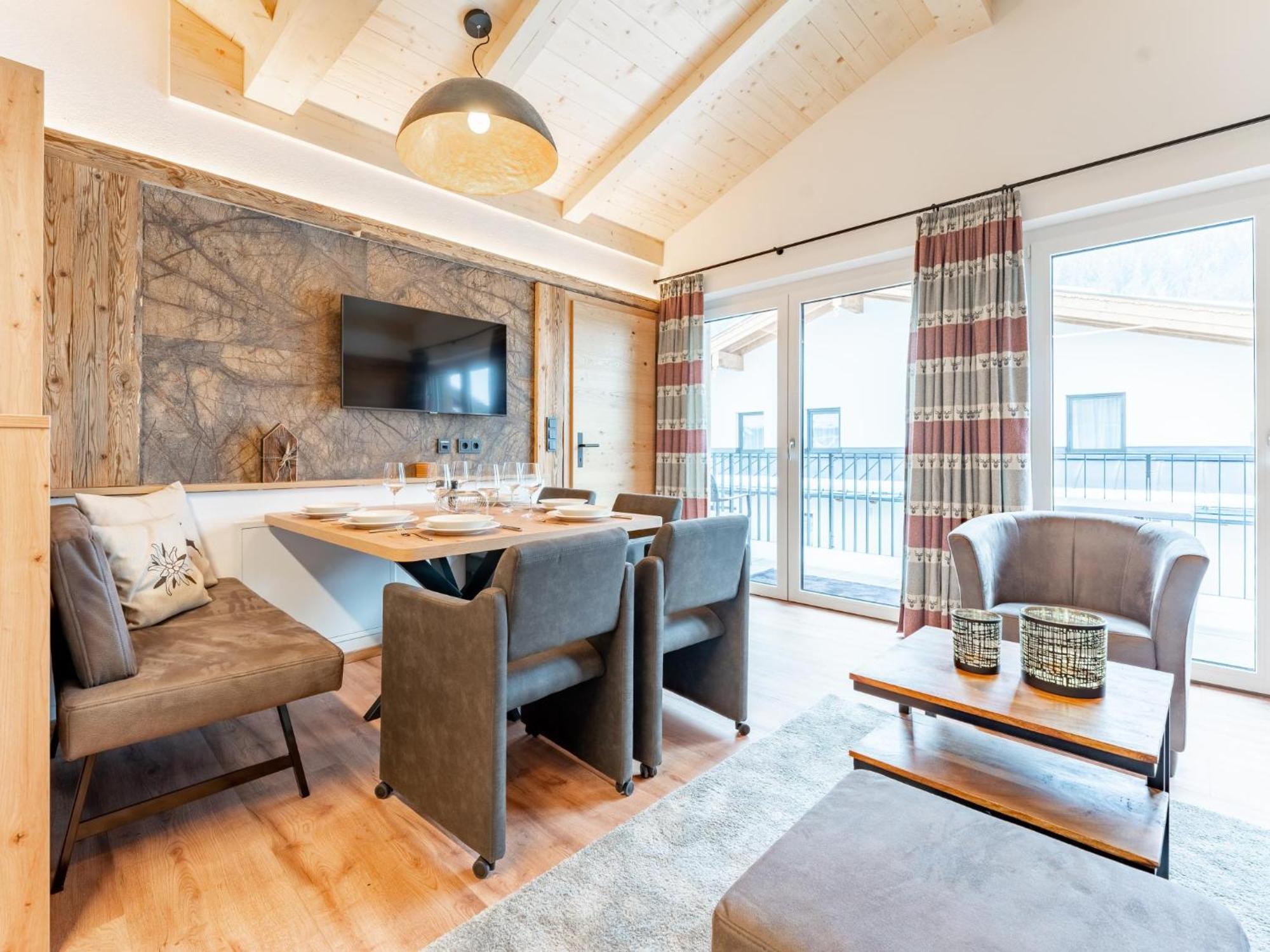 Falken Suites Top 7 Kaprun Exterior photo